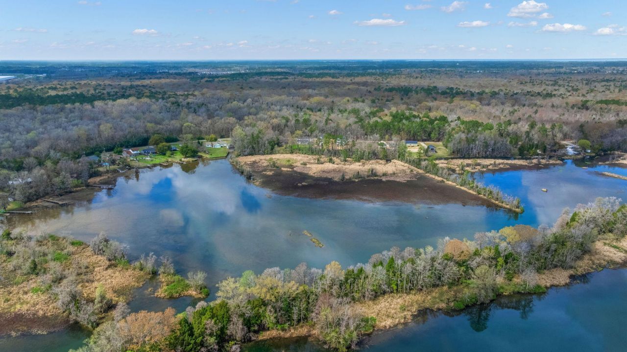 1304 Mccrae Drive Photo 35