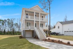 1304 Mccrae Drive photo 4