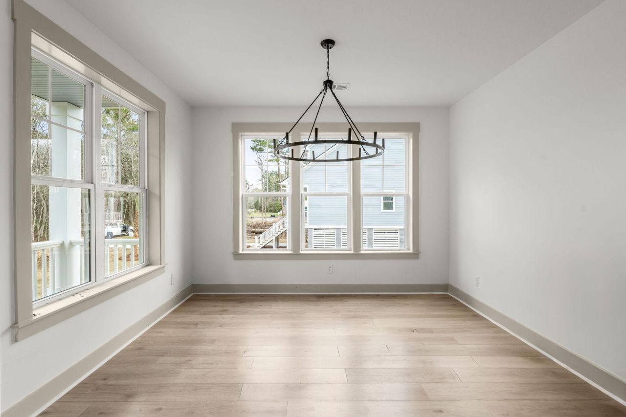 1304 Mccrae Drive Photo 9