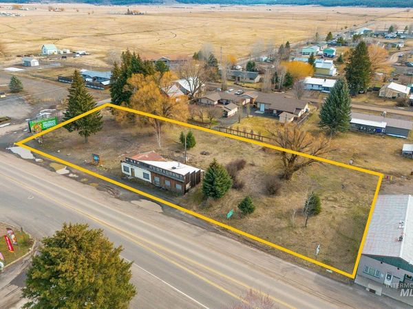 413-417 Virginia, New Meadows, ID 83654