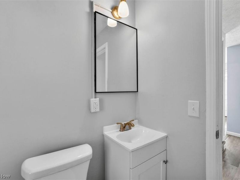 13510 Bennington Avenue, Cleveland, OH 44135 Photo 13