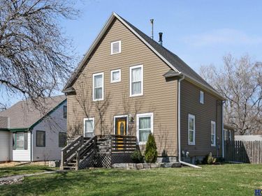 4242 Madison Avenue , Lincoln, NE 68504