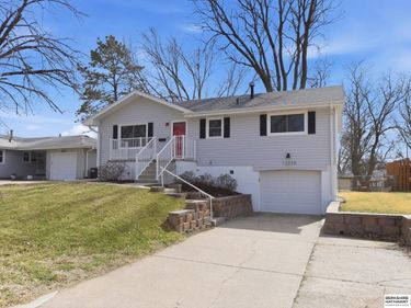 12235 Ohern Street , Omaha, NE 68137