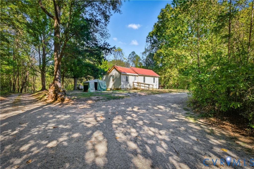 5636 Cartersville Road , Powhatan, VA 23139 Main Photo