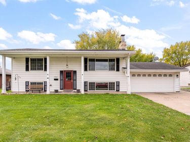 3301 Thurber Road, Brooklyn Center, MN 55429