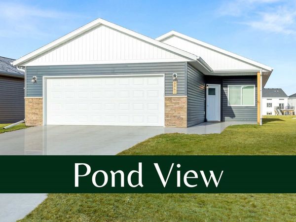 6861 67th Street S, Horace, ND 58047