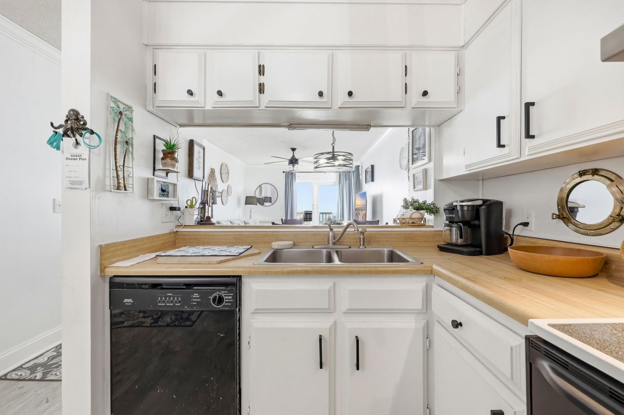 3901 S Ocean Blvd. Photo 6