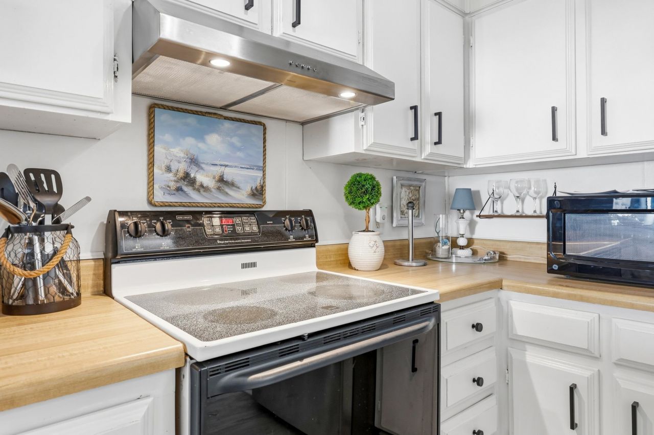 3901 S Ocean Blvd. Photo 7