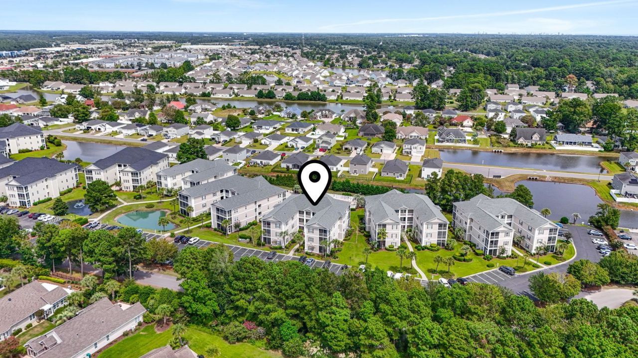 2020 Cross Gate Blvd Photo 35