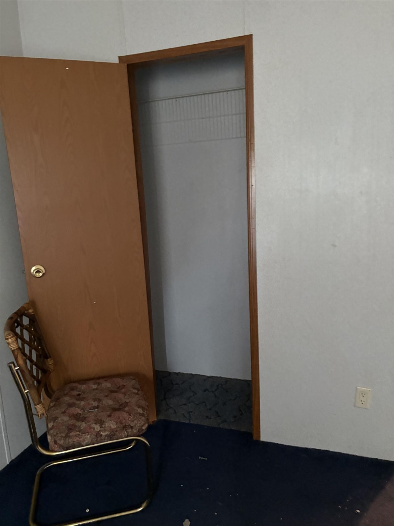 2070 Martin St. Photo 22