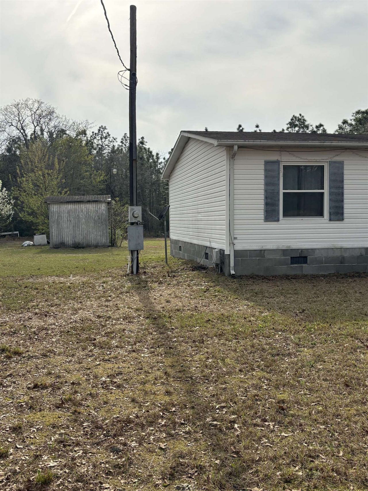 2070 Martin St. Photo 23