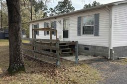 2070 Martin St. photo 4