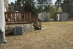 2070 Martin St. photo 4