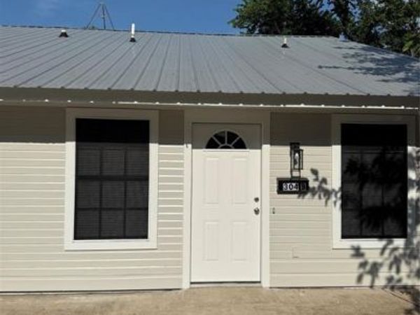 304 E Hickory Street, Unit B, Kaufman, TX 75142
