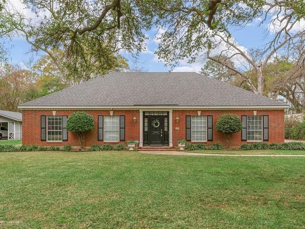 210 Ockley Drive, Shreveport, LA 71105