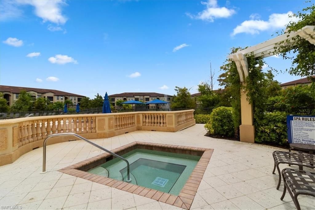12970 Positano Cir, Unit 301, Naples, FL 34105 Photo