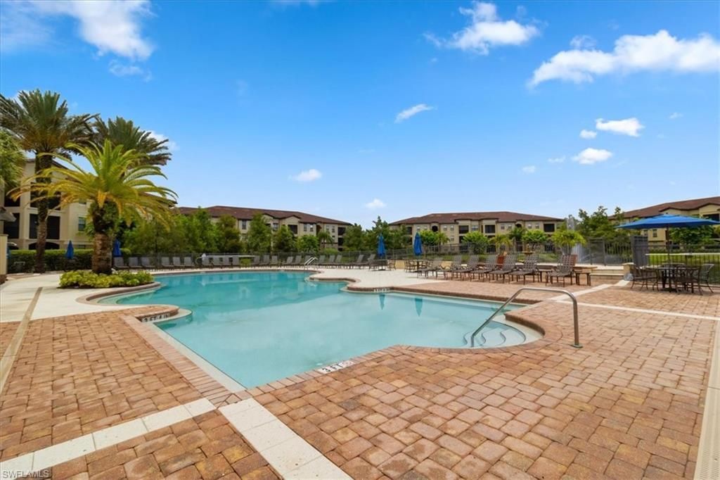 12970 Positano Cir, Unit 301, Naples, FL 34105 Photo