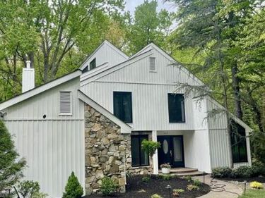 1025 RIVERTON ROAD, MOORESTOWN, NJ 08057