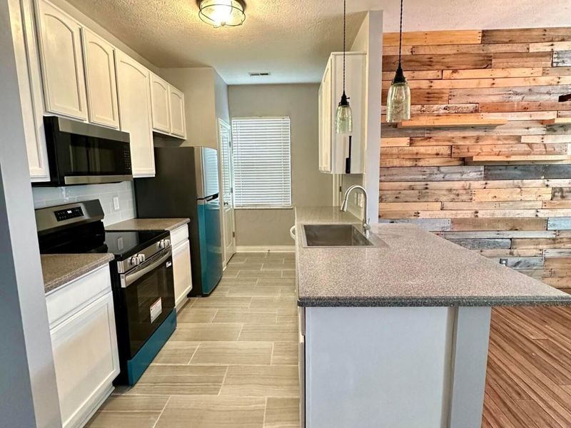 4645 Grand Strand Drive , Grove City, OH 43123 Photo 6