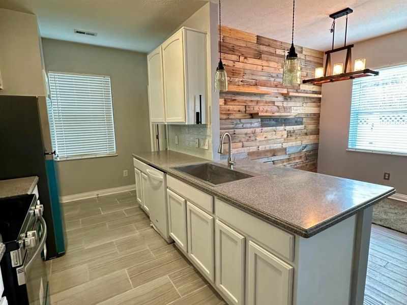 4645 Grand Strand Drive , Grove City, OH 43123 Photo 7