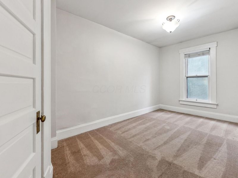 915 Dennison Avenue, Columbus, OH 43201 Photo 19