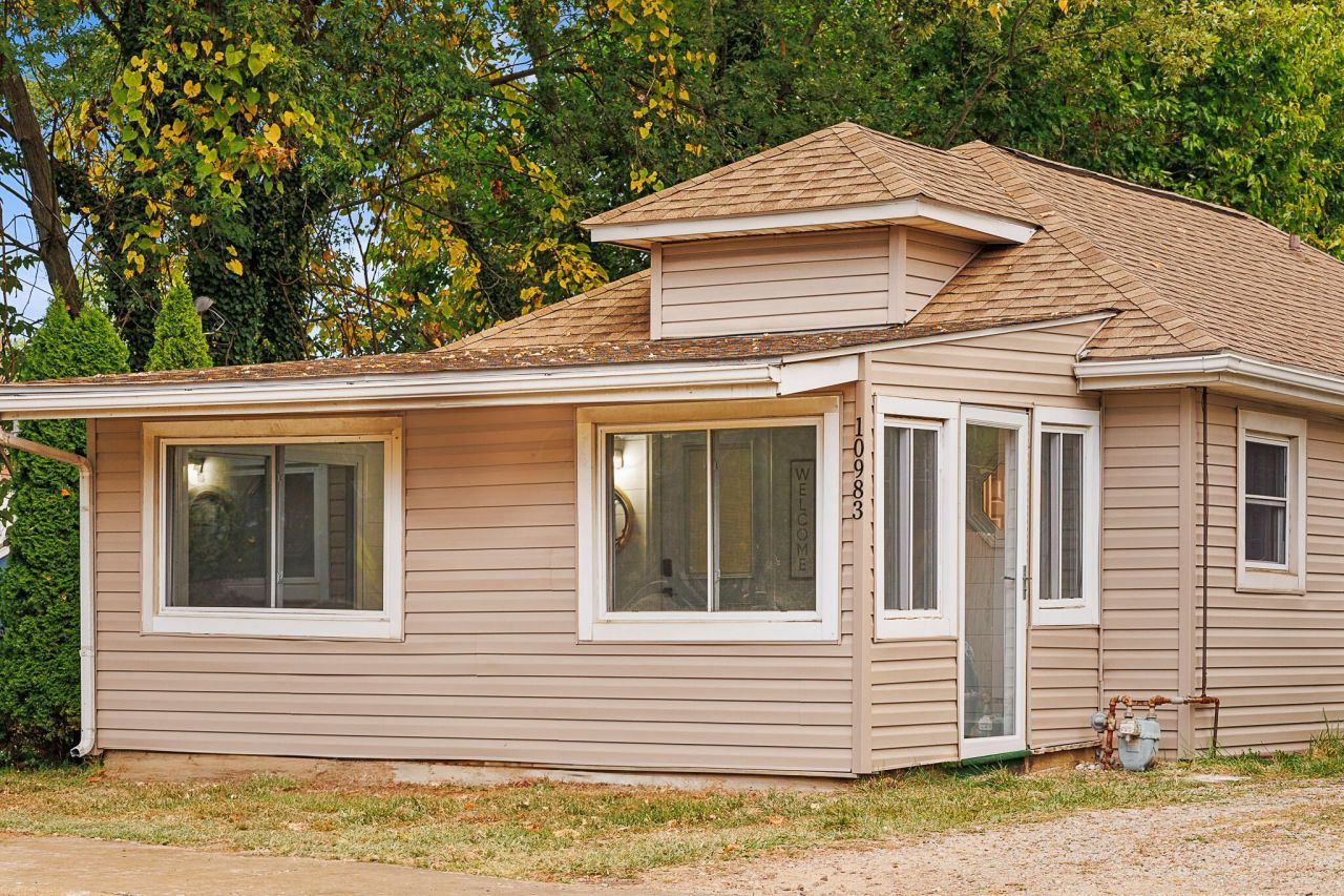 10983 Hebron Road , Buckeye Lake, OH 43008 Main Photo