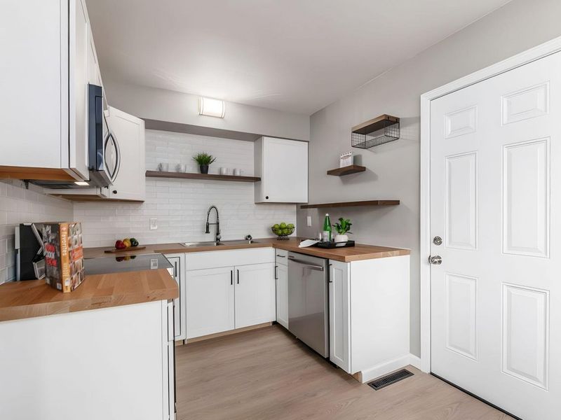 247 Eldon Avenue , Columbus, OH 43204 Photo 14