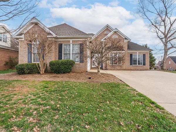 1092 Pepperidge Drive , Bowling Green, KY 42103