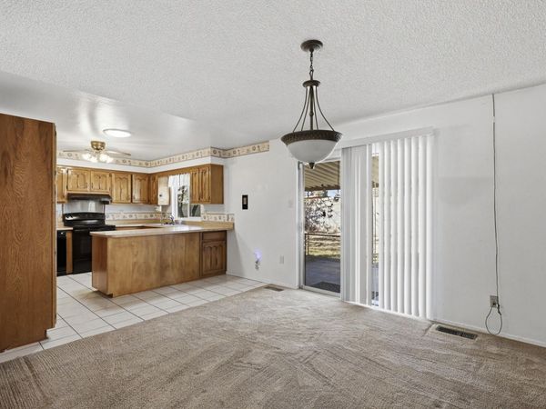 12209 S Phoenix Avenue NE, Albuquerque, NM 87112