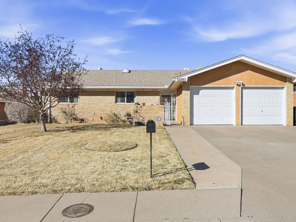 12209 S Phoenix Avenue NE, Albuquerque, NM 87112