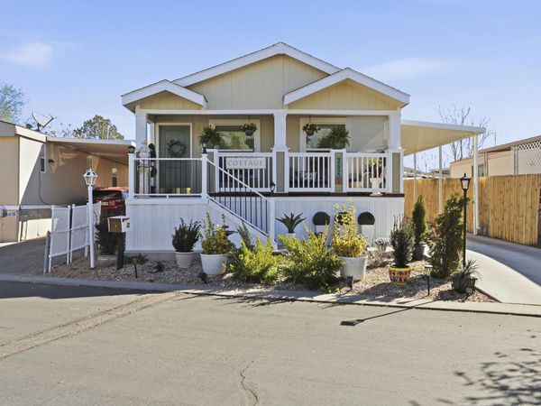 352 Buffalo Circle SE, Albuquerque, NM 87123