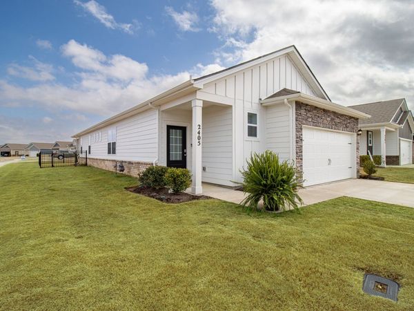 2405 Quinn Dr , White House, TN 37188