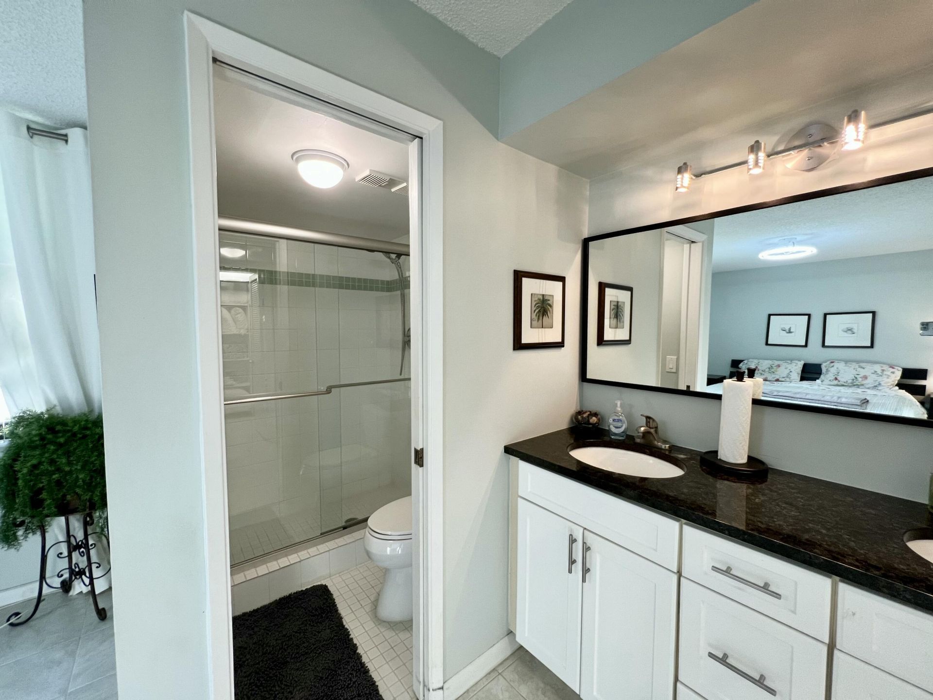 2025 Lavers Circle, Unit D107, Delray Beach, FL 33444 Photo