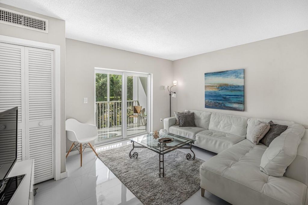 200 E Royal Palm Road, Unit 2080, Boca Raton, FL 33432 Photo