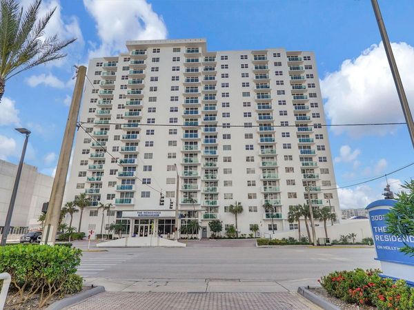 3000 S Ocean Drive, Unit 920, Hollywood, FL 33019