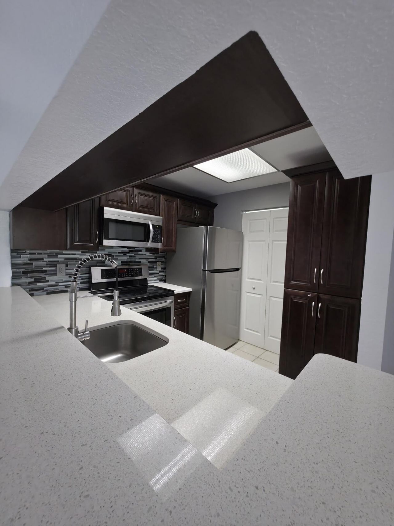 2805 Veronia Drive, Unit 204, Palm Beach Gardens, FL 33410 Photo