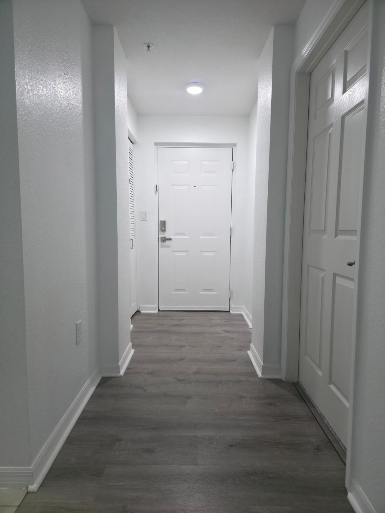 2805 Veronia Drive, Unit 204, Palm Beach Gardens, FL 33410 Photo