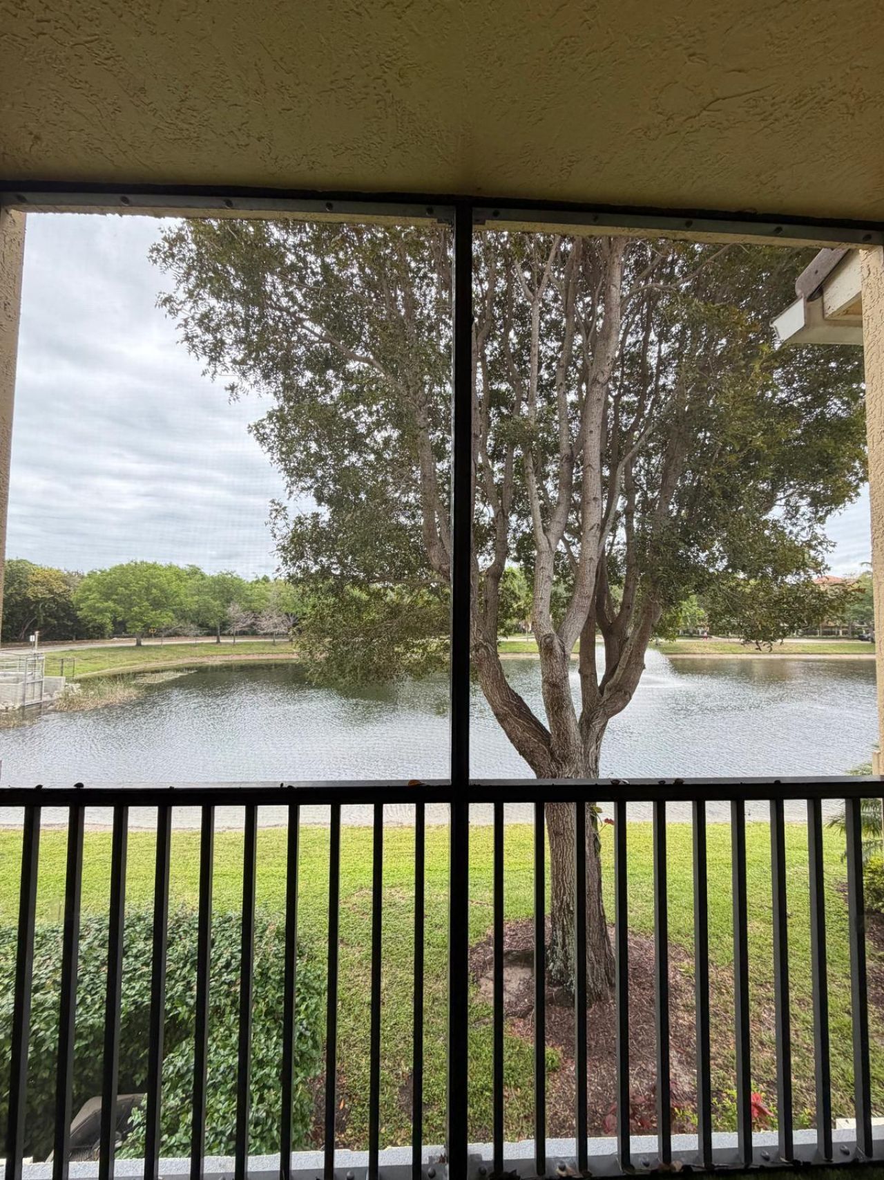 2805 Veronia Drive, Unit 204, Palm Beach Gardens, FL 33410 Photo