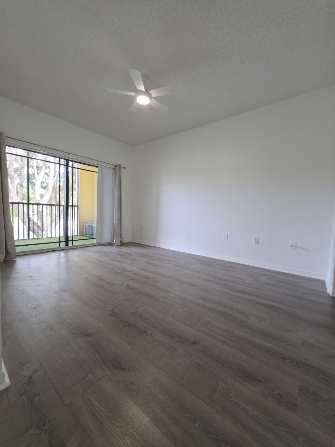 2805 Veronia Drive, Unit 204, Palm Beach Gardens, FL 33410 Photo