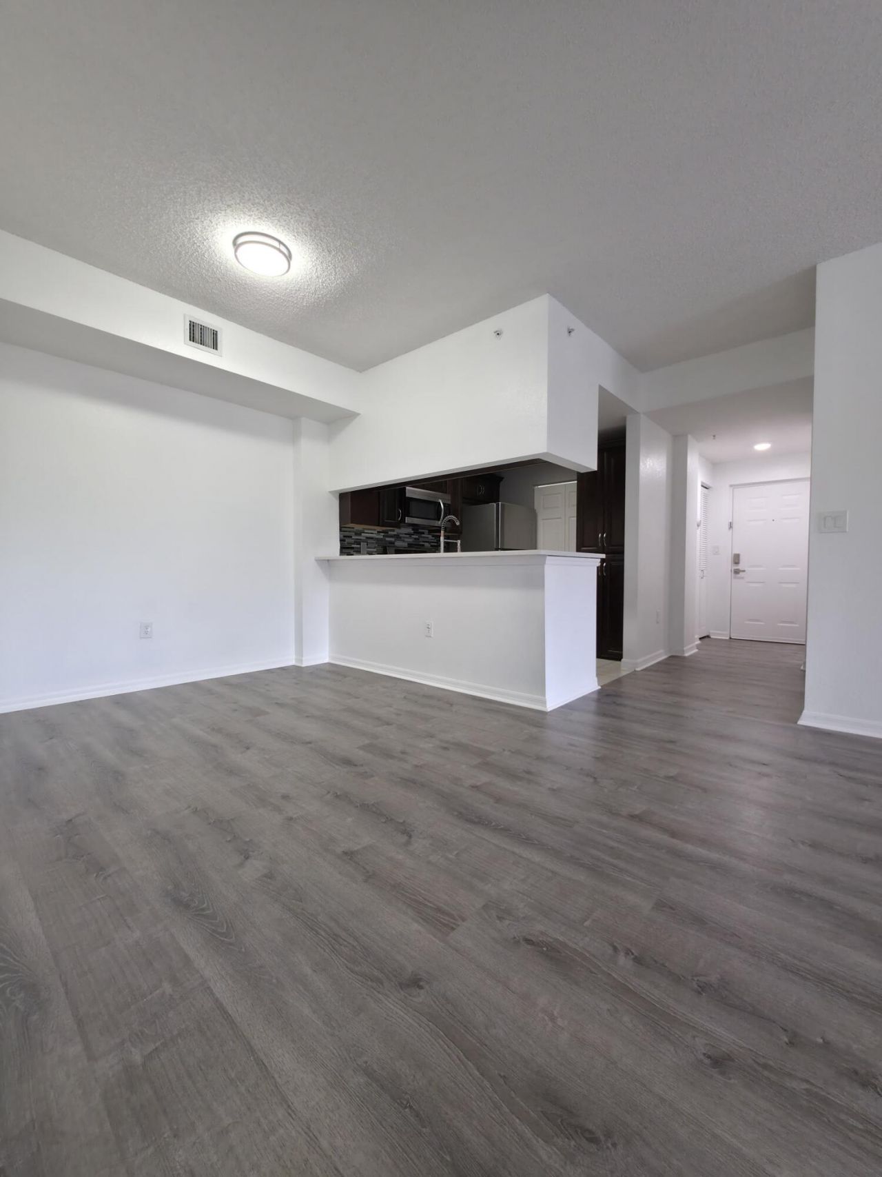 2805 Veronia Drive, Unit 204, Palm Beach Gardens, FL 33410 Photo