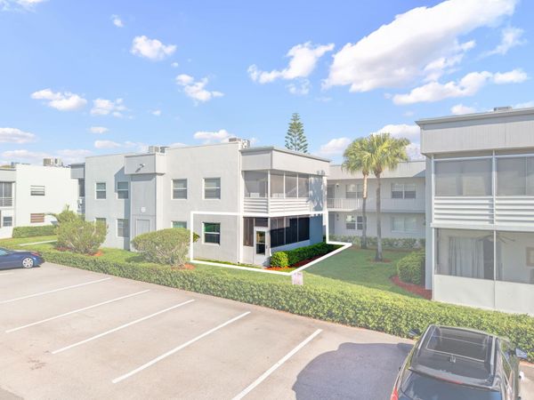 932 Flanders T, Delray Beach, FL 33484