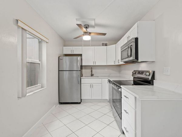 932 Flanders T, Delray Beach, FL 33484