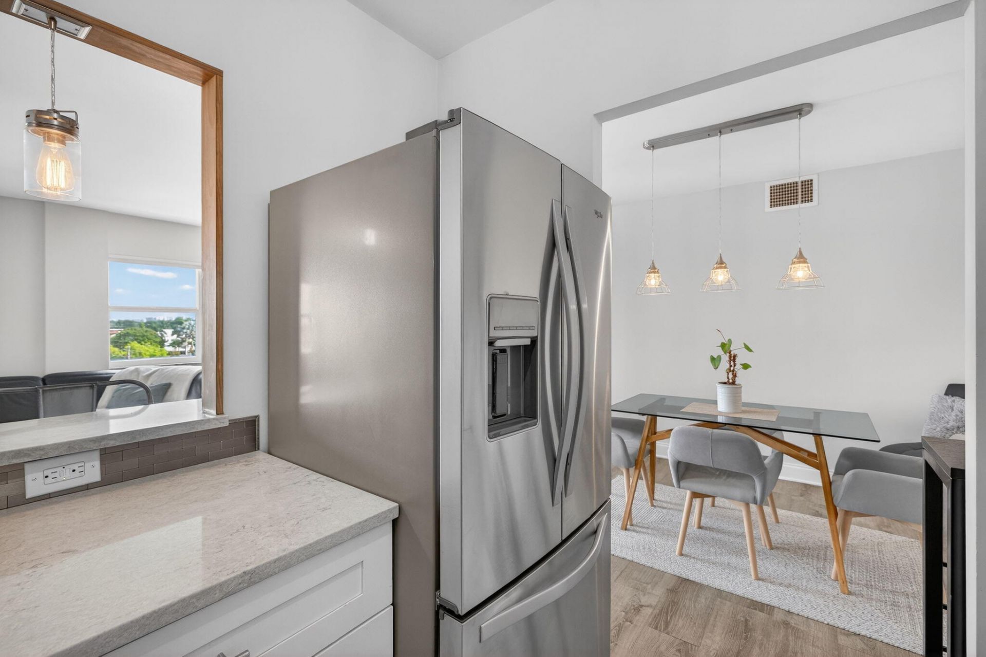 2555 NE 11th Street, Unit 609, Fort Lauderdale, FL 33304 Photo