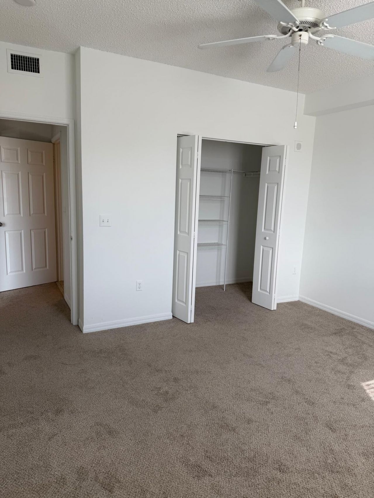 616 Clearwater Park Road, Unit 407, West Palm Beach, FL 33401 Photo