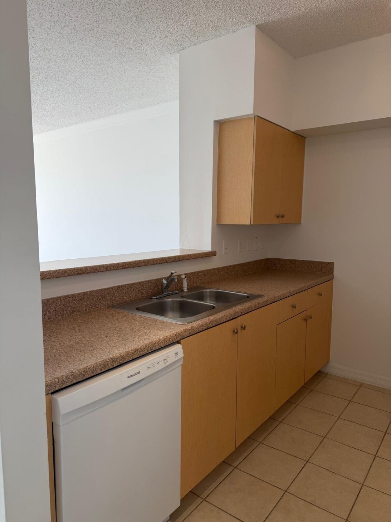 616 Clearwater Park Road, Unit 407, West Palm Beach, FL 33401 Photo