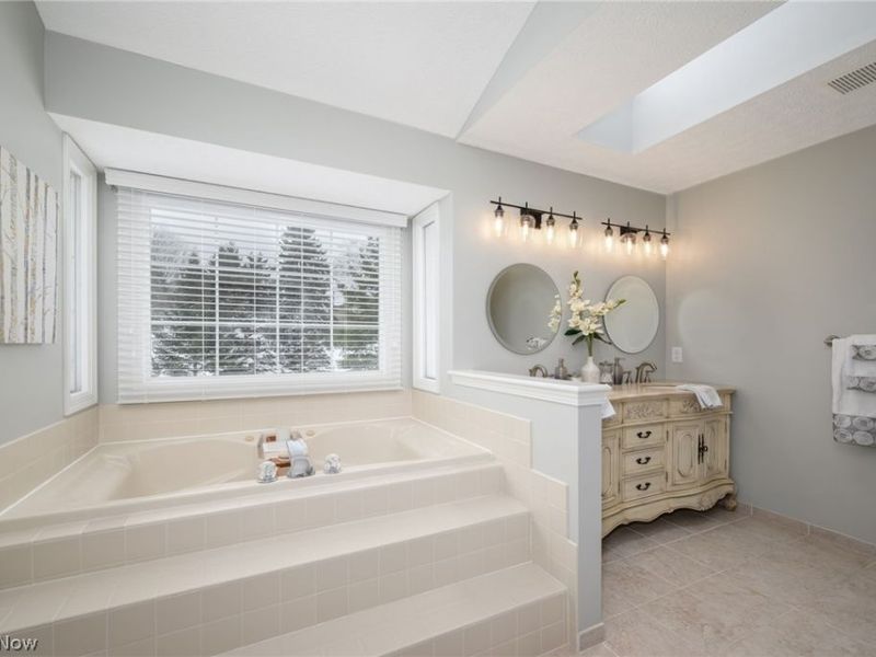 3912 Raintree Circle, Uniontown, OH 44685 Photo 25