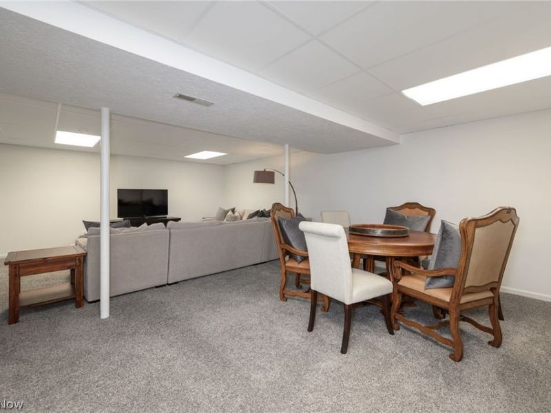 3912 Raintree Circle, Uniontown, OH 44685 Photo 33