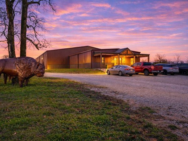 19586 Lawrence 1230 , Marionville, MO 65705