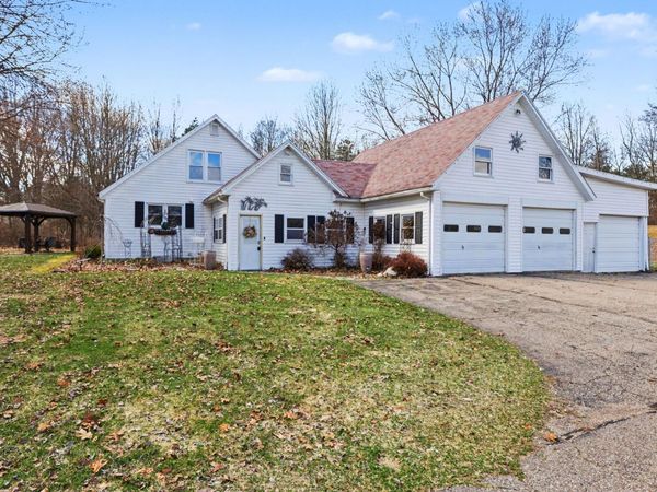 8861 E Main Street, Galesburg, MI 49053