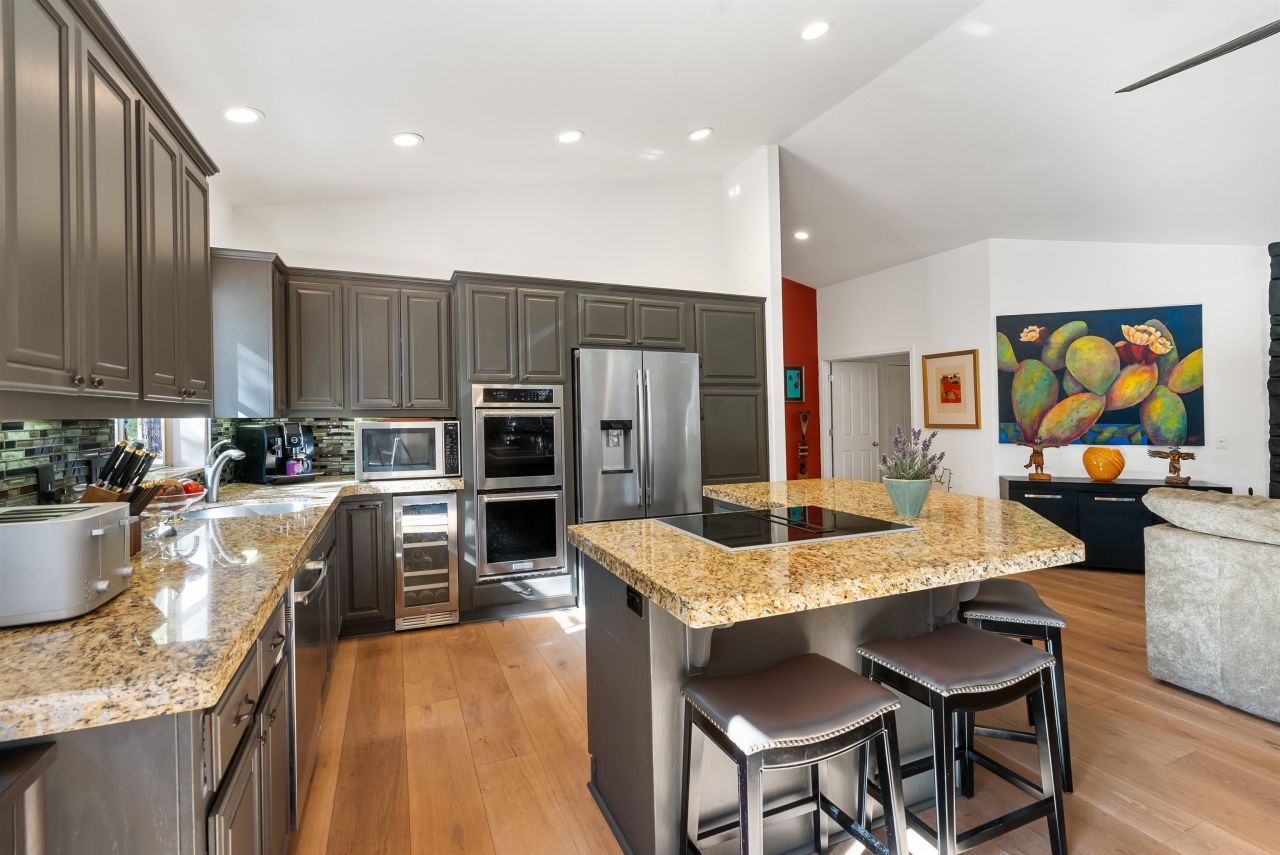 21 One Horse Way, Clio, CA 00000 Photo